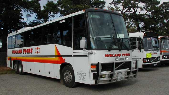 Midland Tours Volvo B10C PMCSA Apollo 17